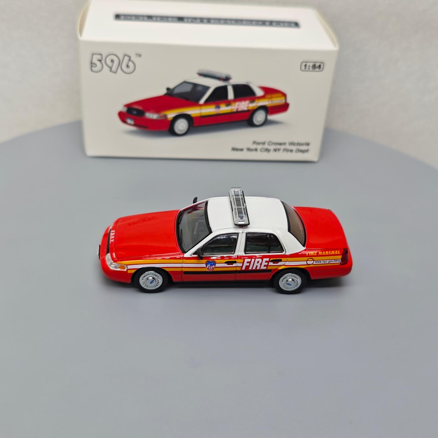 596 1:64 Ford Crown Victoria H - огляд і ціна Kids Toys Victoria